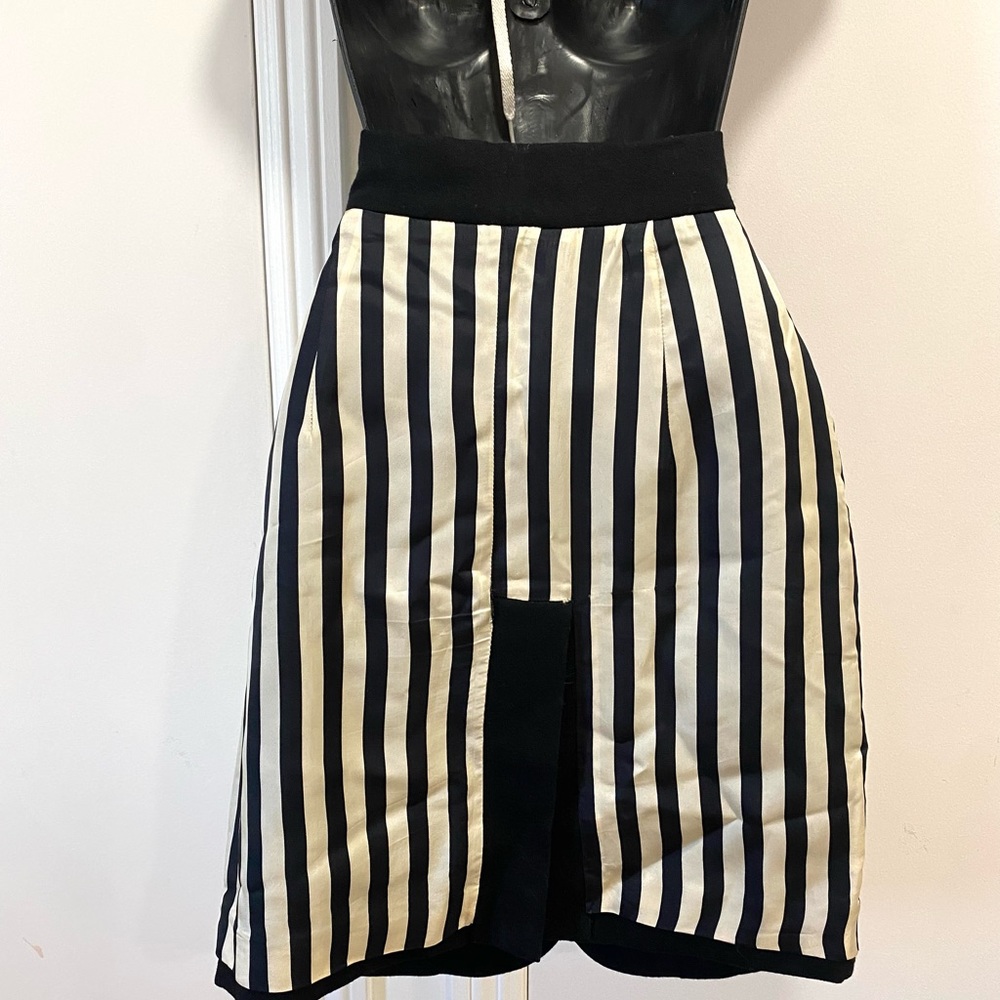 Moschino Black And White Skirt - Picture 3 of 3